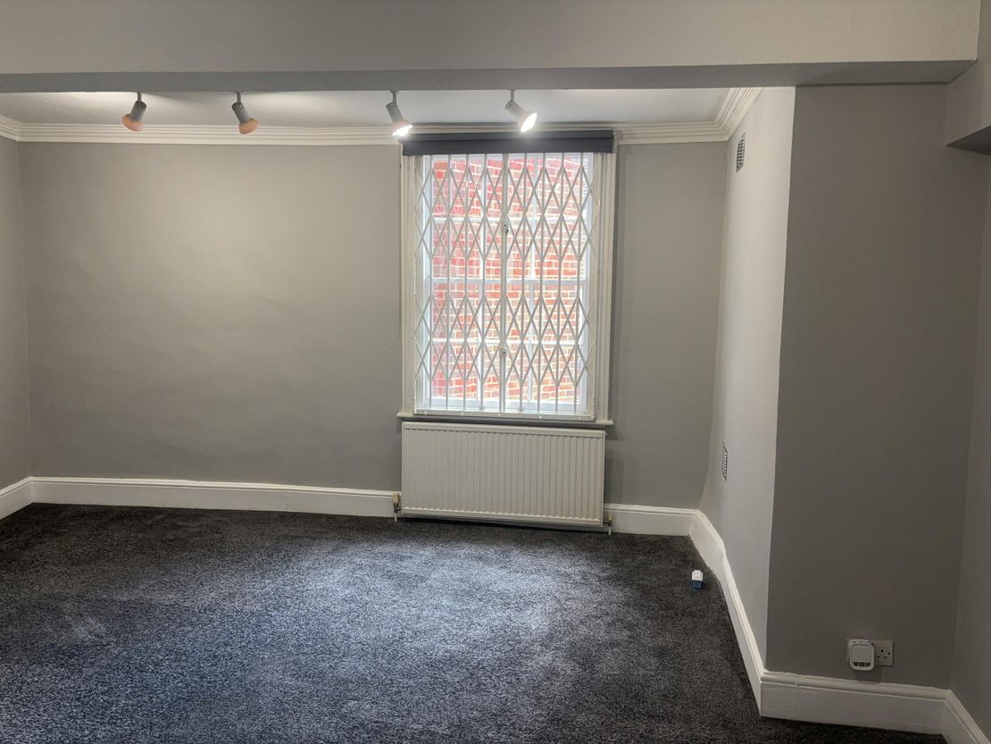 Dukes House, 5 High Street, Windsor, SL4 1LD