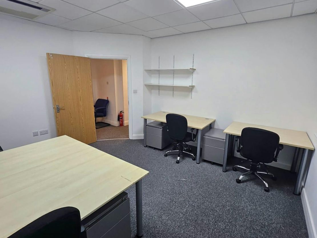Chilterns House Business Centre, 64 High Street, Burnham, SL1 7JT