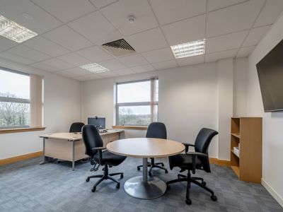 Property Image for 4 Winnersh Fields, Gazelle Close, Winnersh, RG41 5QS