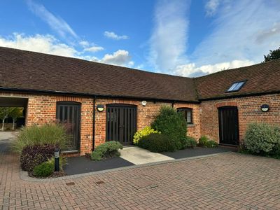 Property Image for The Boathouse, Riverside Barns, Remenham Lane, Henley-On-Thames, RG9 3DB