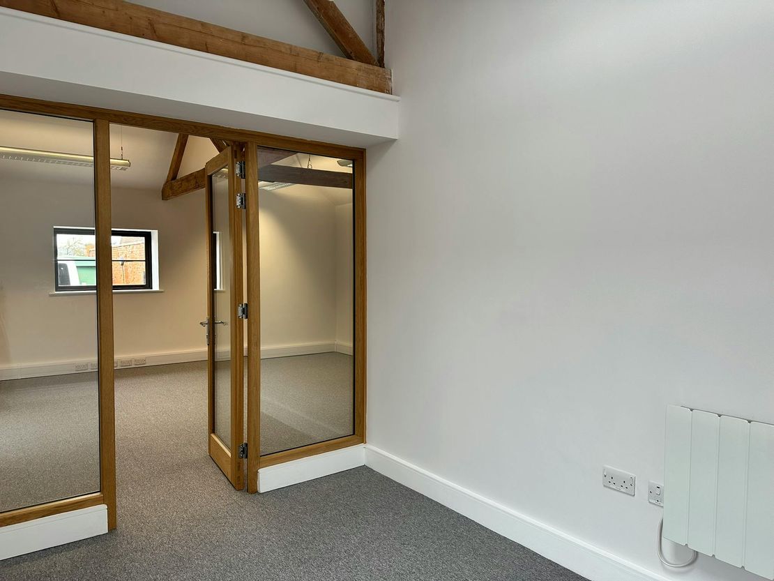 The Boathouse, Riverside Barns, Remenham Lane, Henley-On-Thames, RG9 3DB