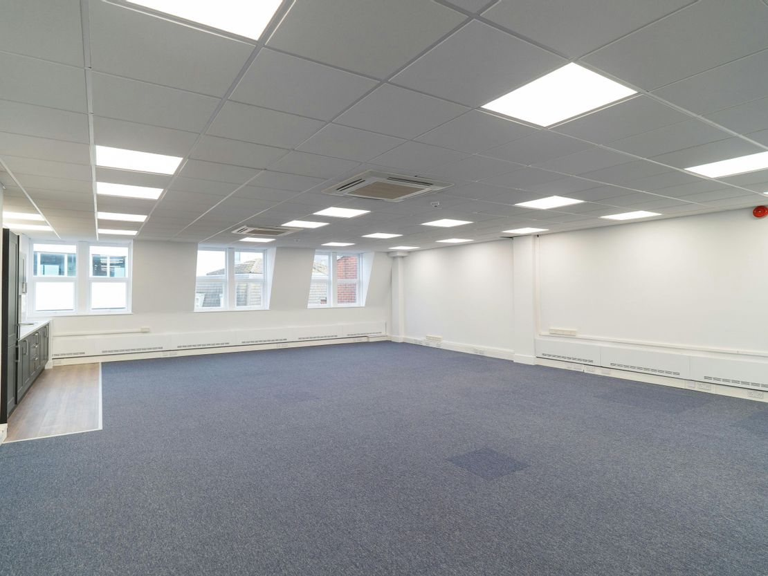 First and Third Floor, 39 Queen Street, Maidenhead, SL6 1NB
