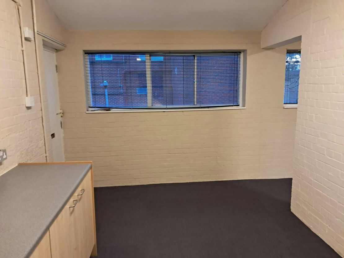 Liscombe, Bracknell, RG12 7DE