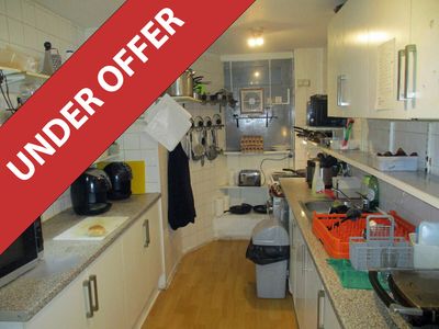 Property Image for 7 Newlands Place, Hartfield Road, Forest Row