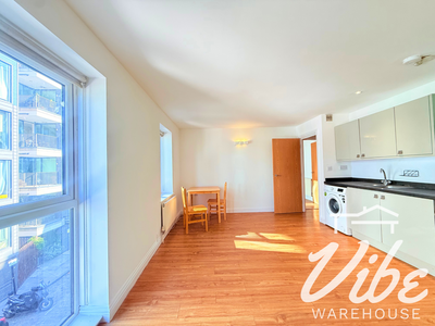 Property Image for flat 5, 2 Ratcliffe Cross St, London E1