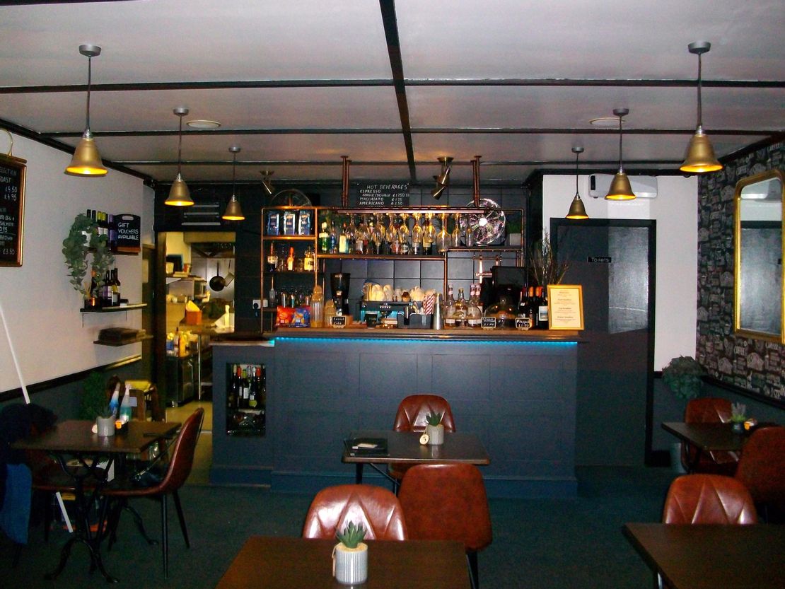 1090, London Road, Leigh On Sea, Essex, SS9 3NA
