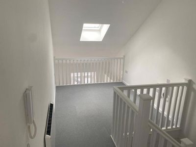 Property Image for THE PRESTON, Kirkstall Road, Leeds, West Yorkshire, LS4