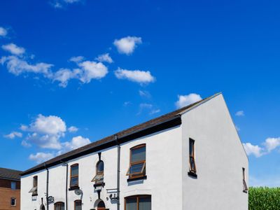 Property Image for Hampton House, 1-8 Hampton Place, Leeds LS9