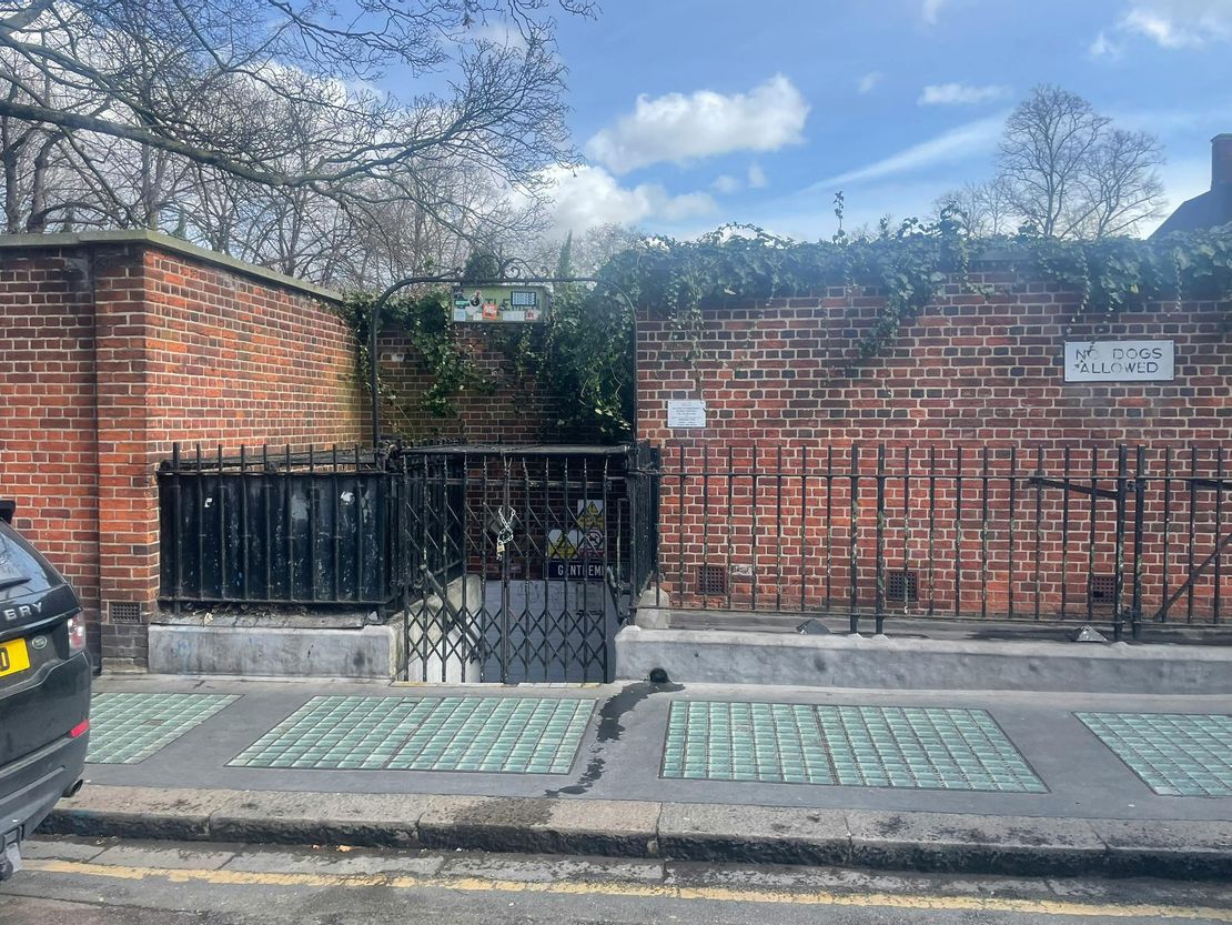 Public Conveniences, King William Walk, Greenwich, SE10 9JH
