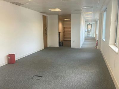 Property Image for London Court, London Road, Bracknell, RG12 2UT