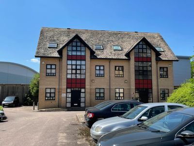 Property Image for 8 Milbanke Court, Milbanke Way, Bracknell, RG12 1RP