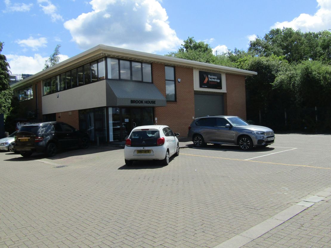 Brook House, Downmill Road, Bracknell, RG12 1QS