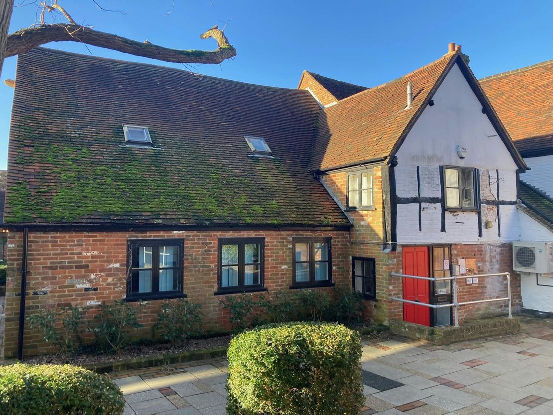 2 The Courtyard, Denmark Street, Wokingham, RG40 2AZ