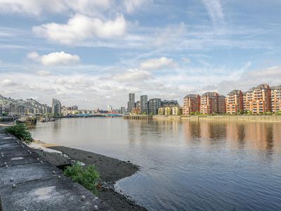 Property Image for 122 Orbis Wharf, Bridges Court Road, Battersea, SW11 3GX