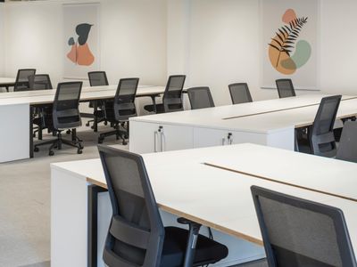 Property Image for Grid Seven, 1 Sterling Way (Just Off Caledonian Road, N7), Islington, N7 9BG
