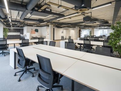 Property Image for Grid Seven, 1 Sterling Way (Just Off Caledonian Road, N7), Islington, N7 9BG