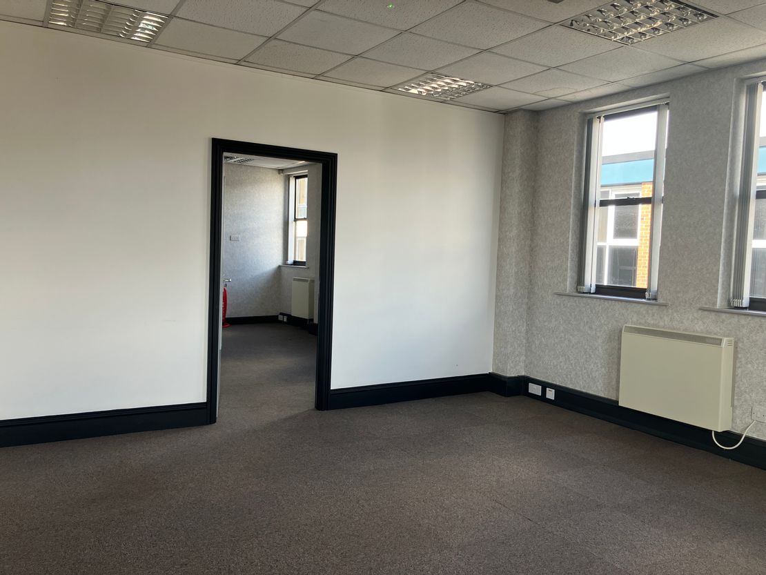 Suite 1, Cross Street House, Cross Street, Wakefield, West Yorkshire, WF1 3BW