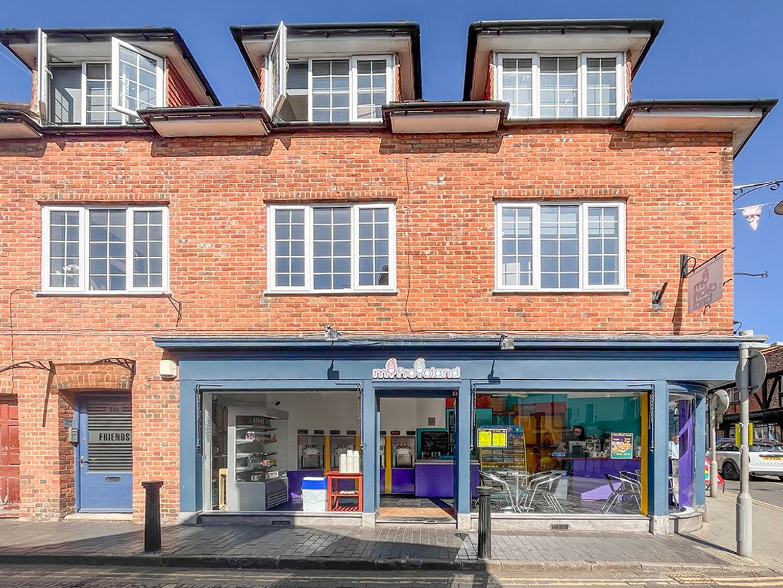 23 Downing Street Farnham, GU9 7PD