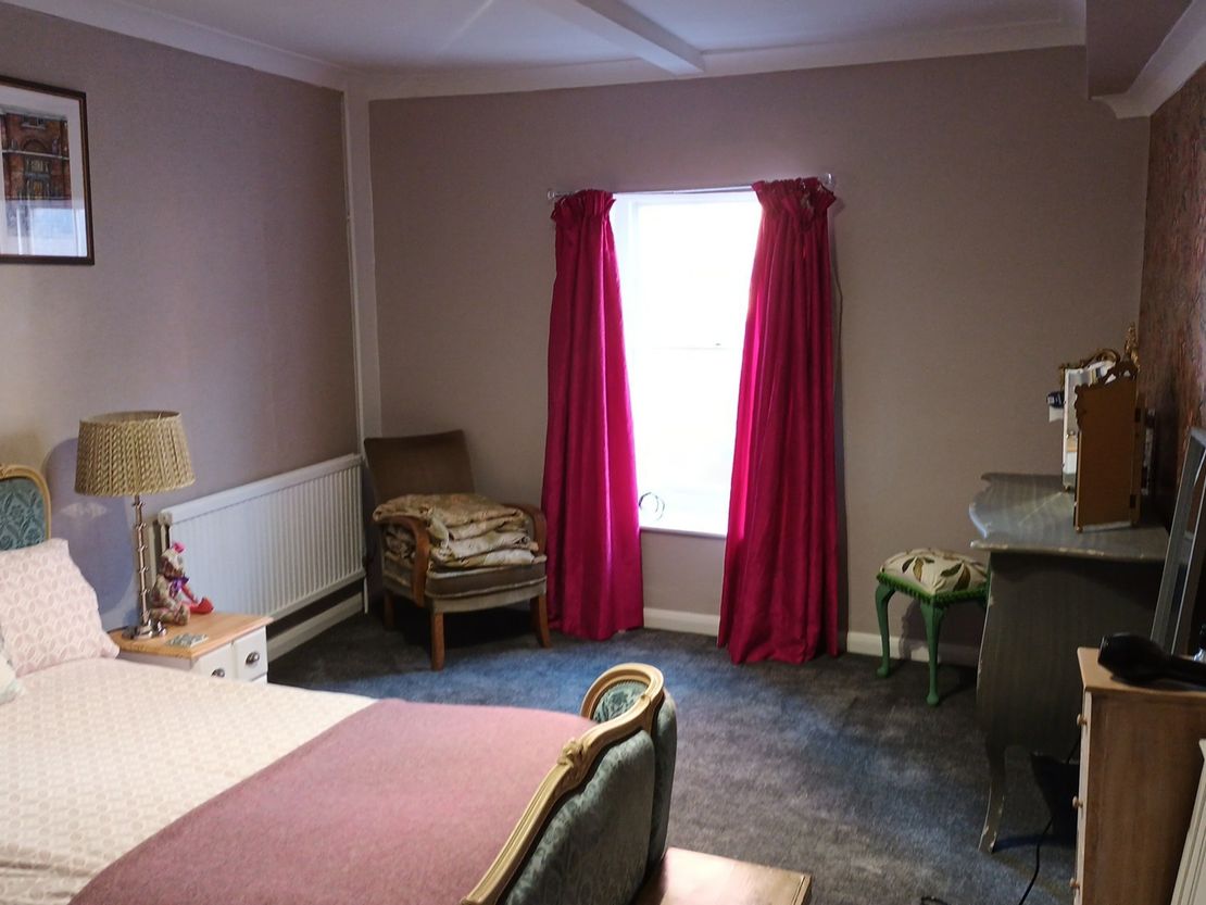 16 Lairgate, Beverley, East Riding Of Yorkshire, HU17 8EE