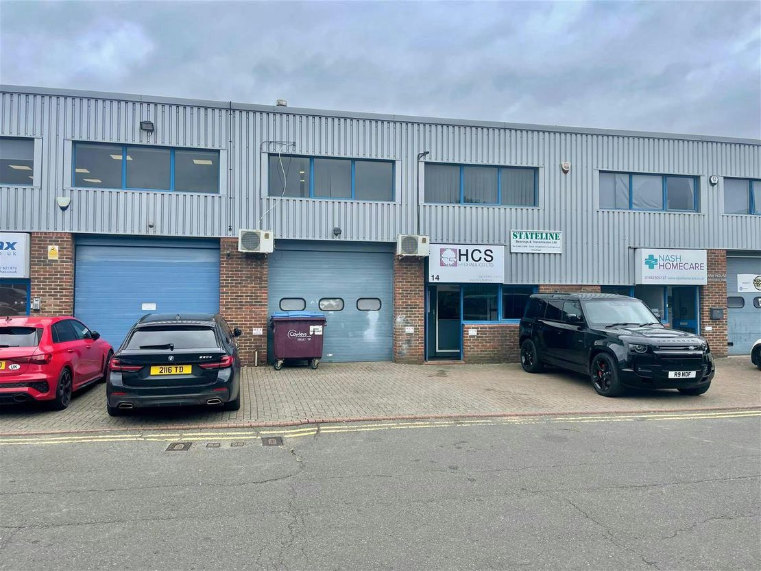 Unit 14 Sovereign Park, Cleveland Way, Hemel Hempstead, HP2 7DA