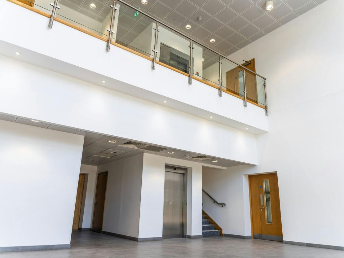 Unit 2 Symmetry Park, Samian Way, Aston Clinton, HP22 5WJ