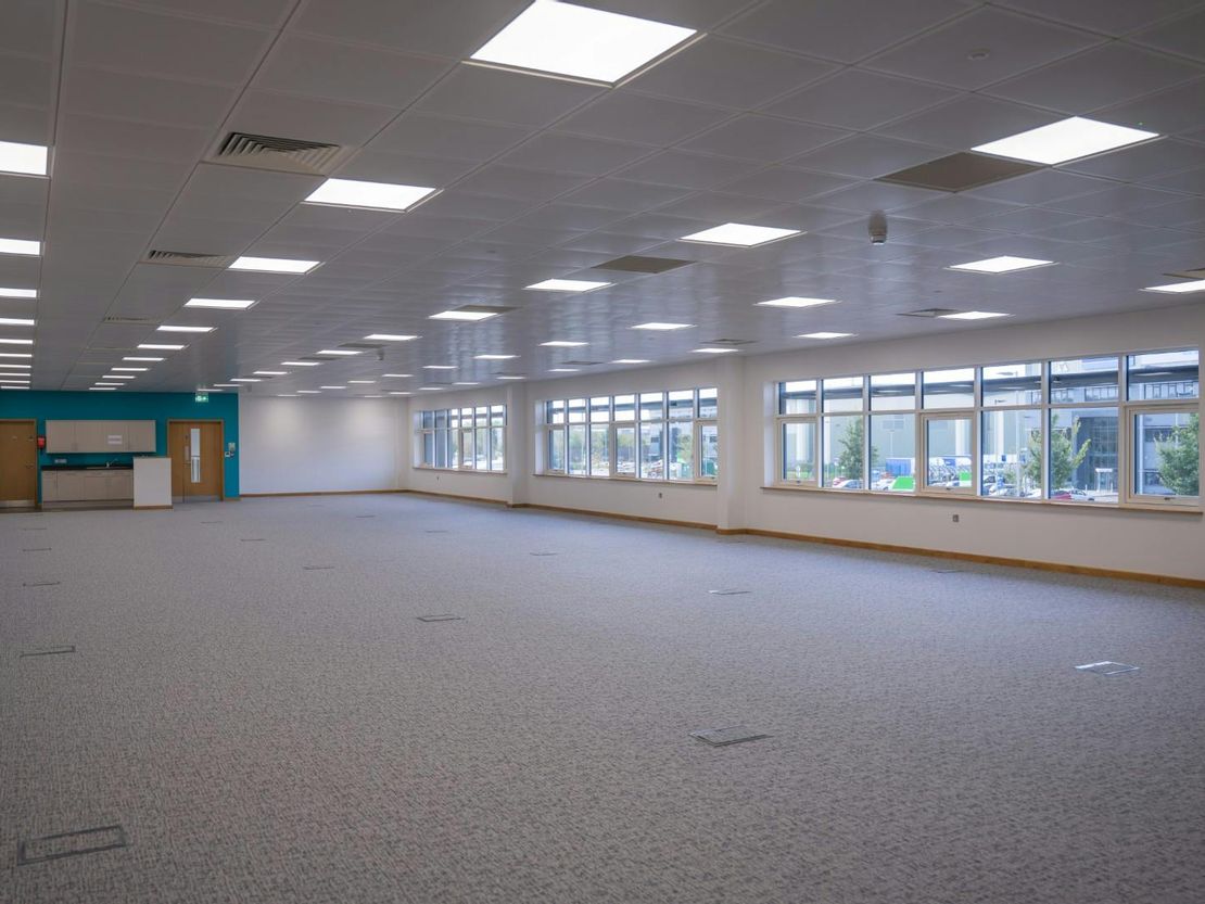Unit 2 Symmetry Park, Samian Way, Aston Clinton, HP22 5WJ