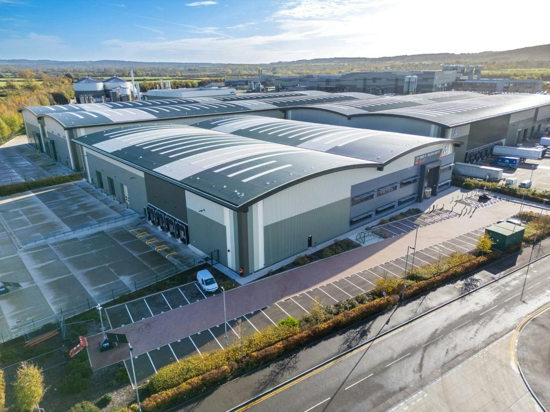 Unit 2 Symmetry Park, Samian Way, Aston Clinton, HP22 5WJ