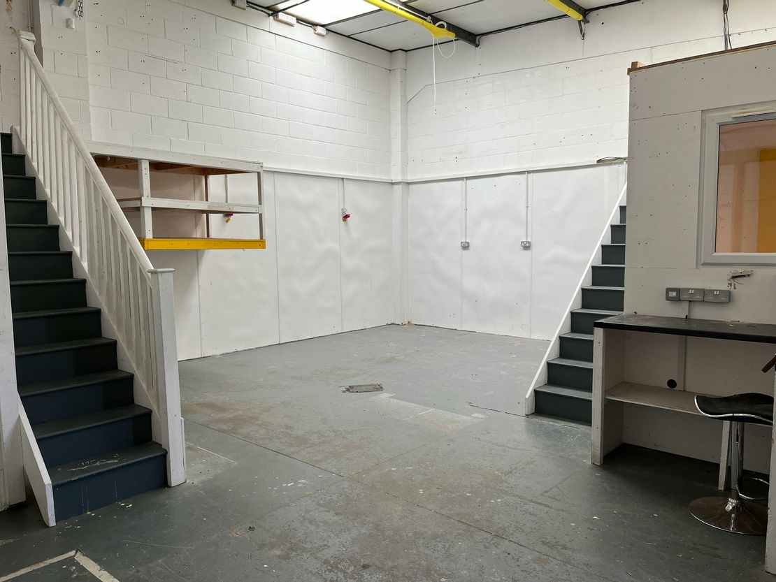 Units 10, 11, 16 & 20, Watford Enterprise Centre, Watford, WD18 8XU