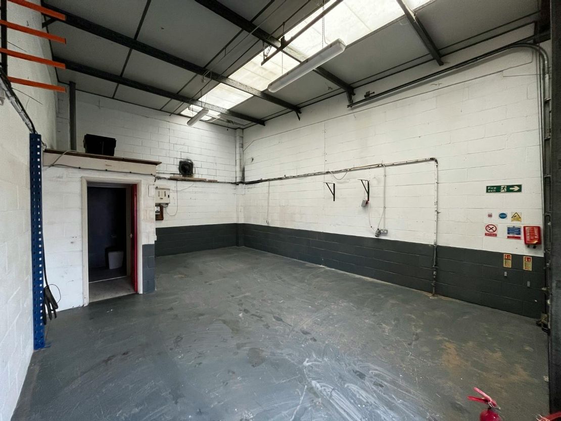 Units 10, 11, 16 & 20, Watford Enterprise Centre, Watford, WD18 8XU