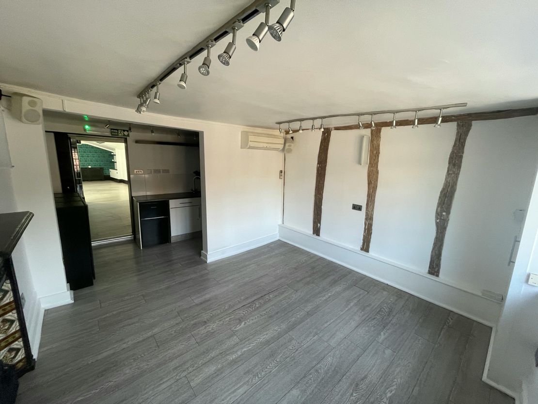 264A High Street, Berkhamsted, HP4 1AQ