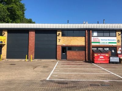 Property Image for Unit 7 Saracen Industrial Estate, Mark Road, Hemel Hempstead, HP2 7BJ