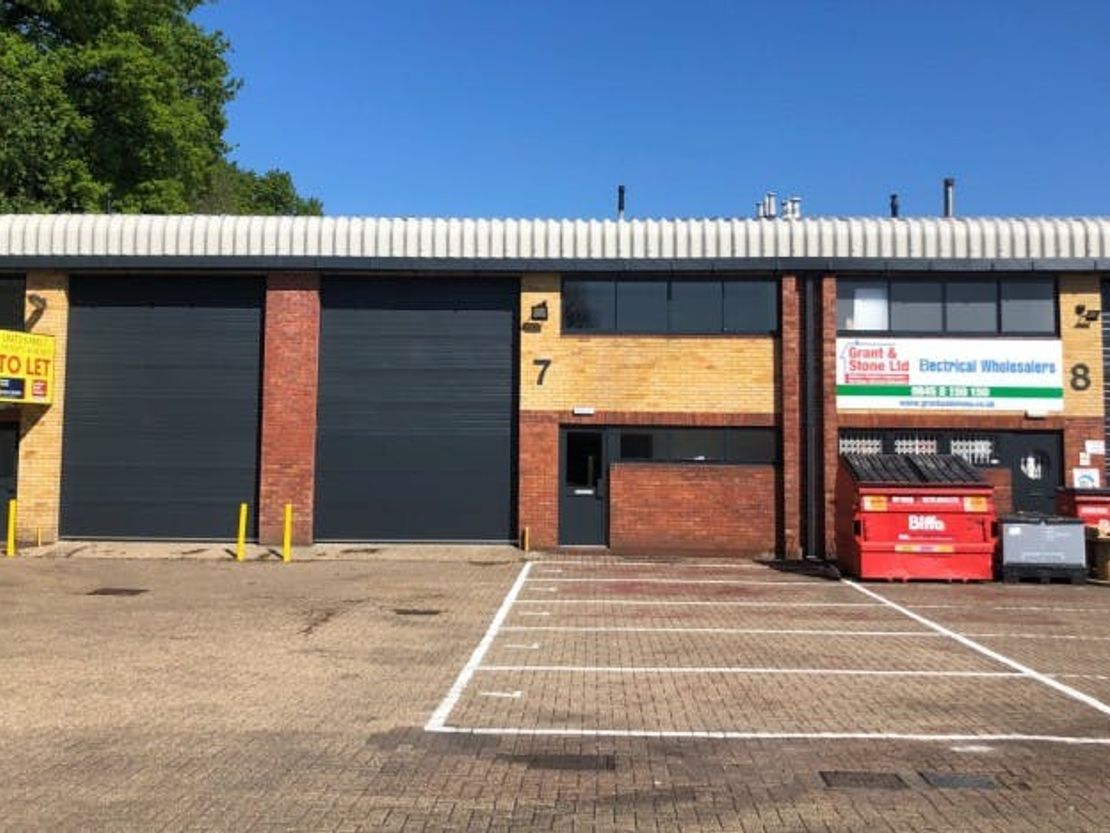 Unit 7 Saracen Industrial Estate, Mark Road, Hemel Hempstead, HP2 7BJ