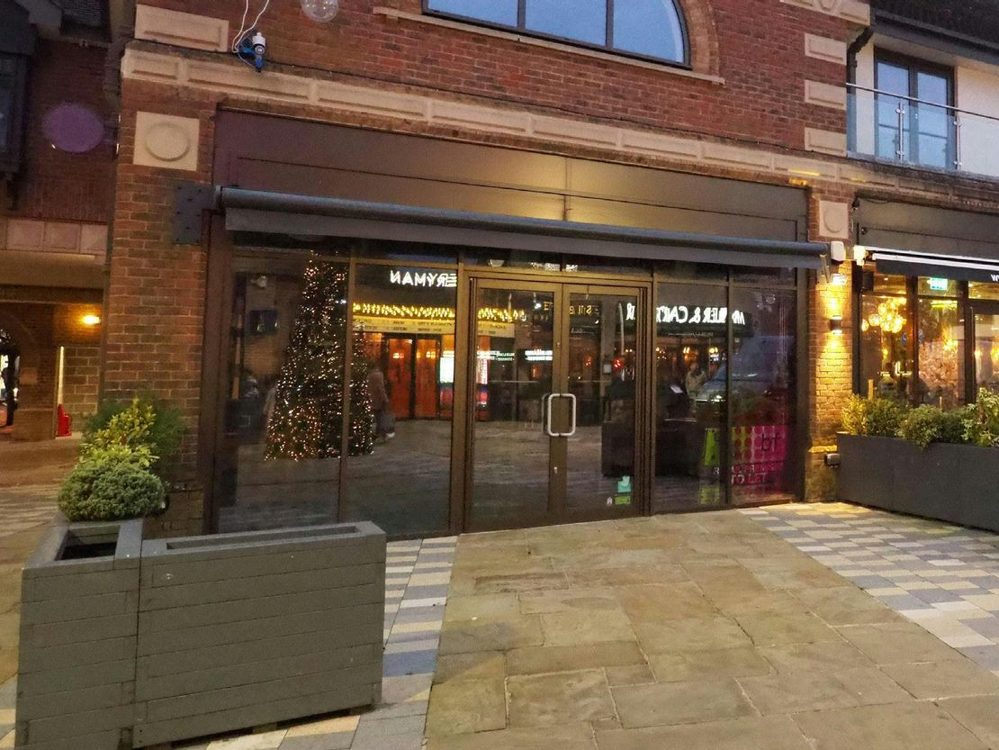 Piries Place, Horsham, RH12 1DG