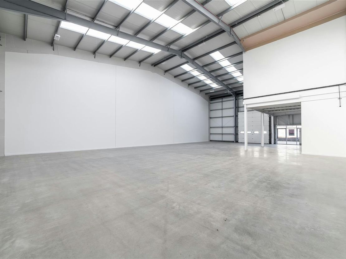8 McDonald Business Park, McDonald Way, Hemel Hempstead, HP2 7EB