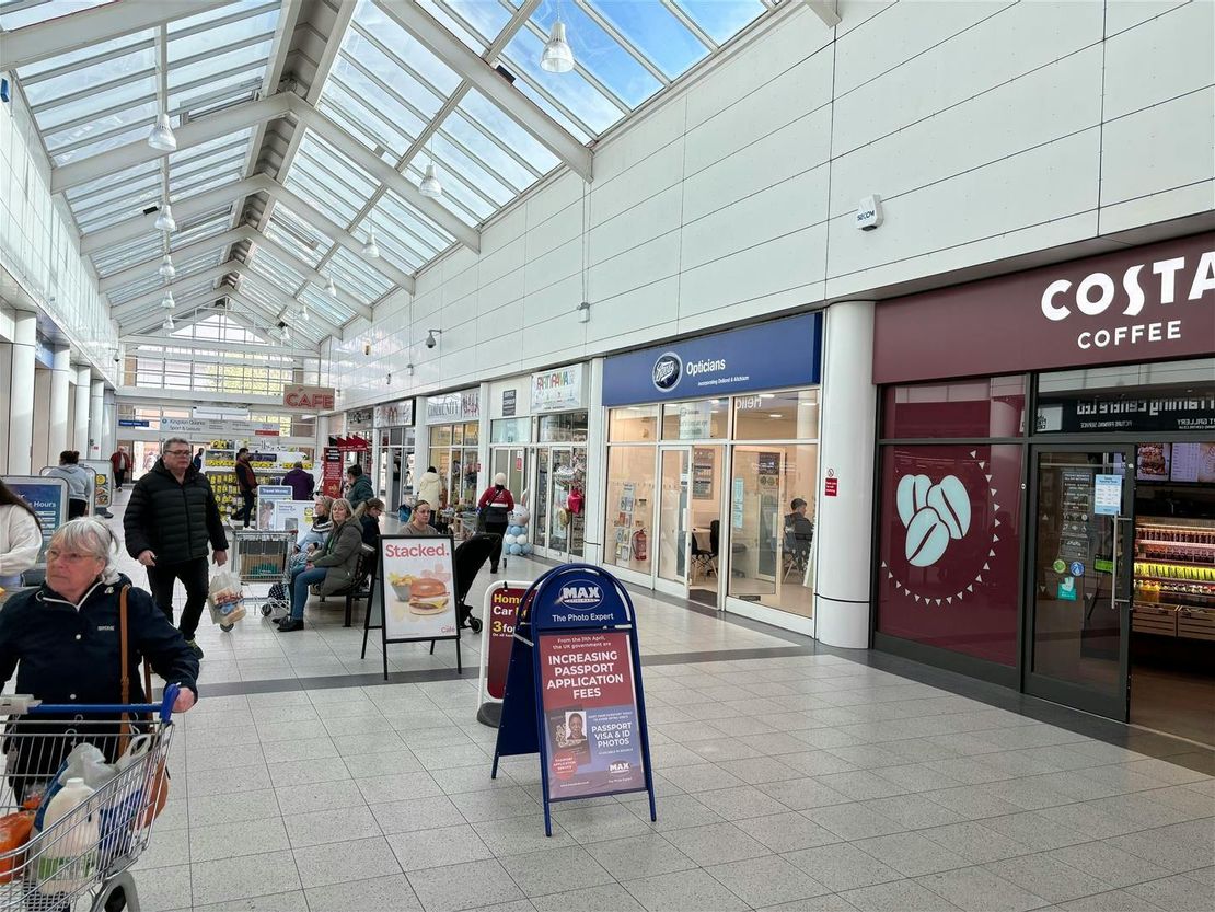 Unit 9 Kingston Walk, Kingston Shopping Centre, Milton Keynes, MK10 0BA