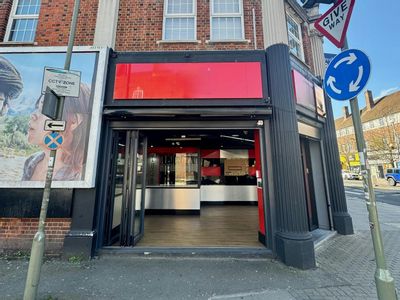 Property Image for 246 Station Road, Edgware, HA8 7AU