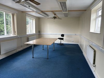 Property Image for Units 9 &10, Belton Lane Industrial Estate, Grantham, East Midlands, NG31 9HN