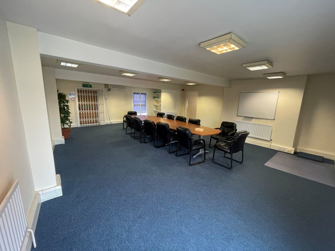 1st & 2nd Floor Suites, 14-26 Victoria Street, Luton, Bedfordshire, LU1 2UA