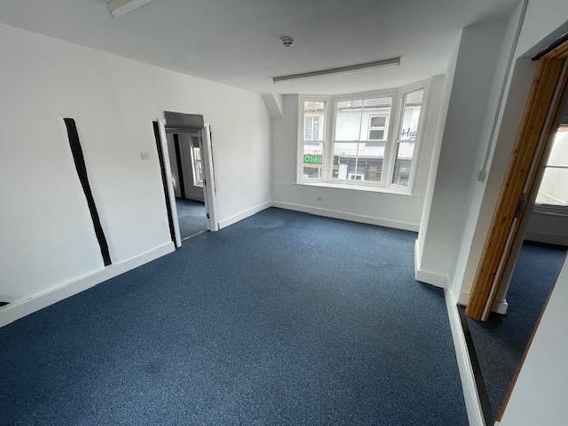 1 The Courtyard, Denmark Street, Wokingham, RG40 2AZ