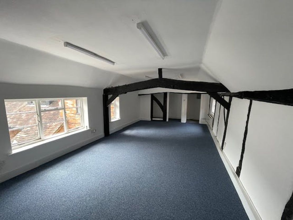 1 The Courtyard, Denmark Street, Wokingham, RG40 2AZ