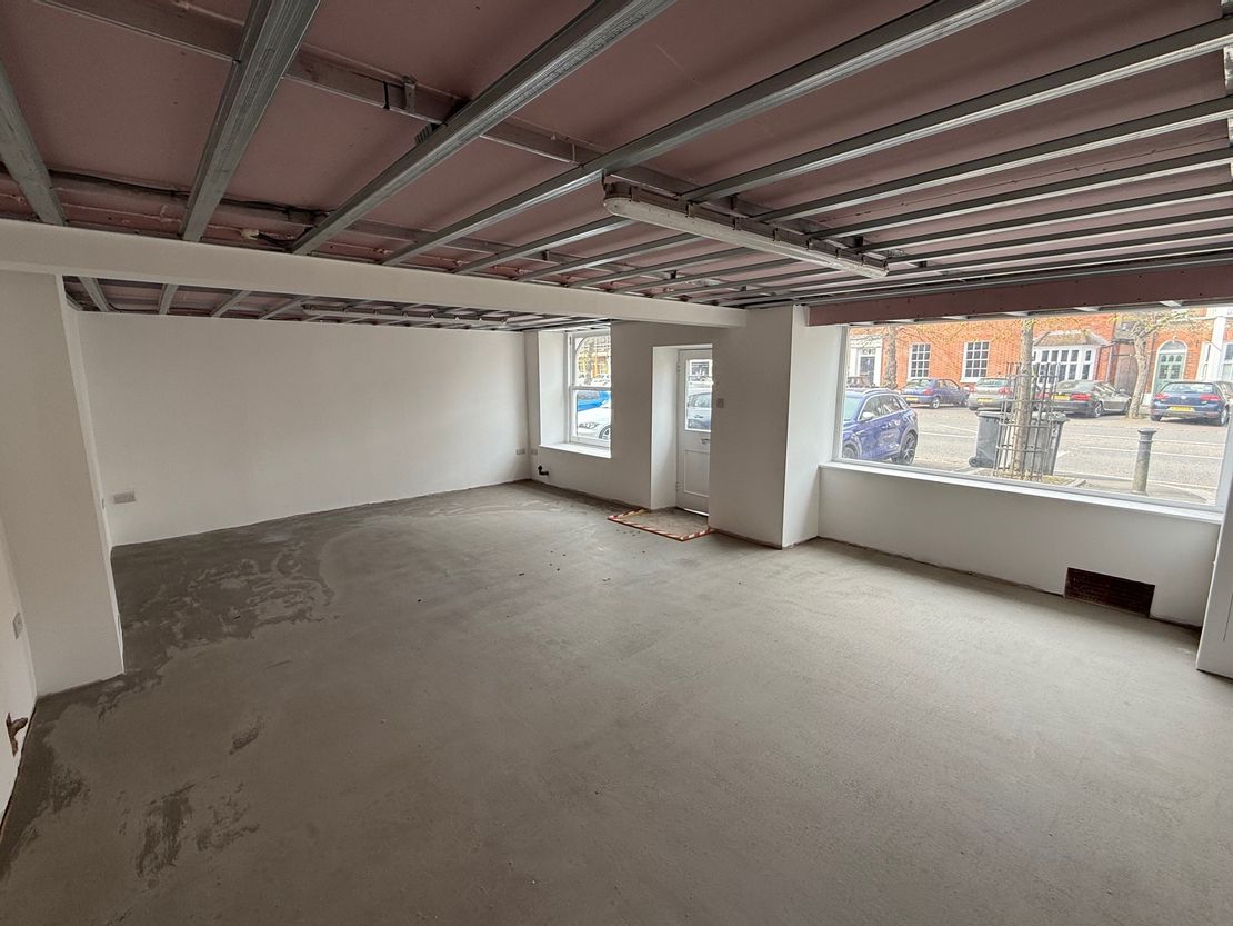 32  London End, Beaconsfield, Buckinghamshire, HP9 2JH