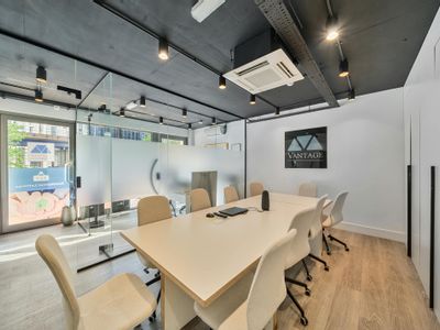 Property Image for 25 Limeharbour, Canary Wharf, E14 9NQ