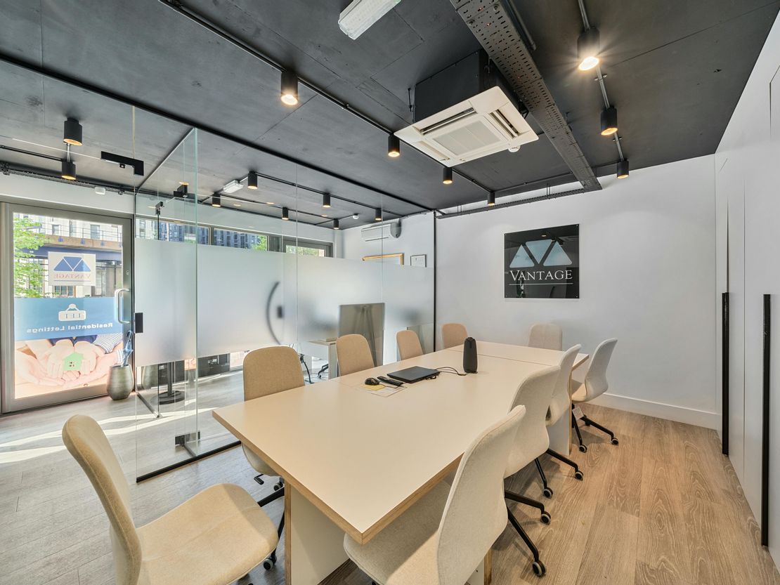 25 Limeharbour, Canary Wharf, E14 9NQ