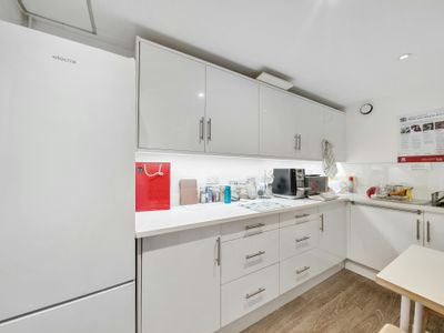 Property Image for 25 Limeharbour, Canary Wharf, E14 9NQ