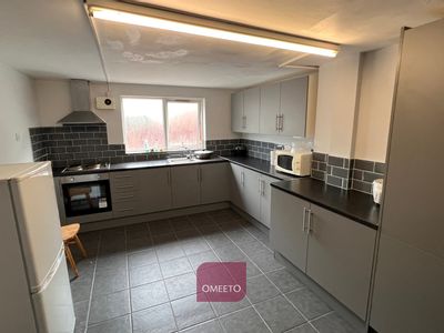 Property Image for 228 Cinderhill Road, Bulwell, Nottingham, Nottinghamshire, NG6 8SB