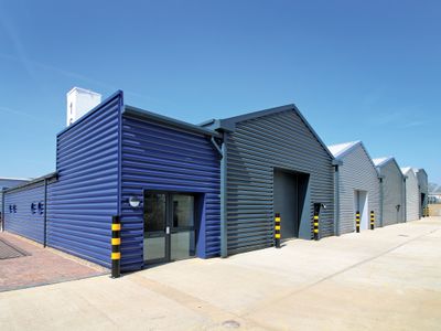 Property Image for Pegasus, 162 Great North Road, Hatfield, Hertfordshire, AL9 5JN