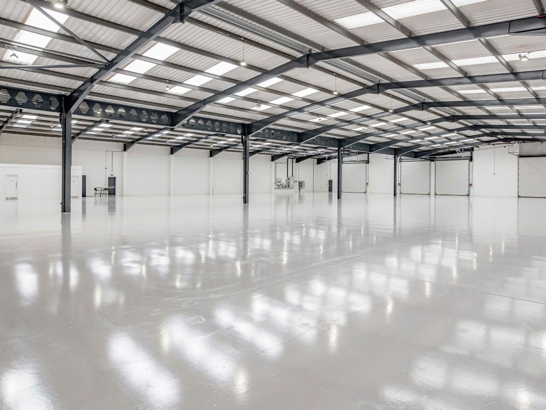 Unit 2 Woodside Industrial Estate, Humphrys Road, Dunstable, LU5 4TP