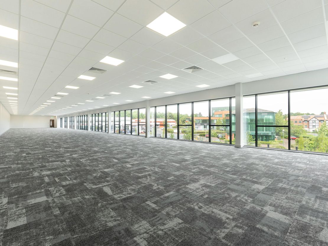 Eco52, John Nike Way, Bracknell, RG12 8TN