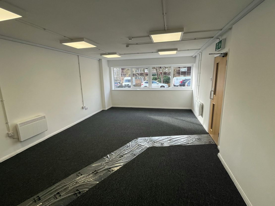 Unit 3, Molly Millars Bridge, Wokingham, RG41 2WY