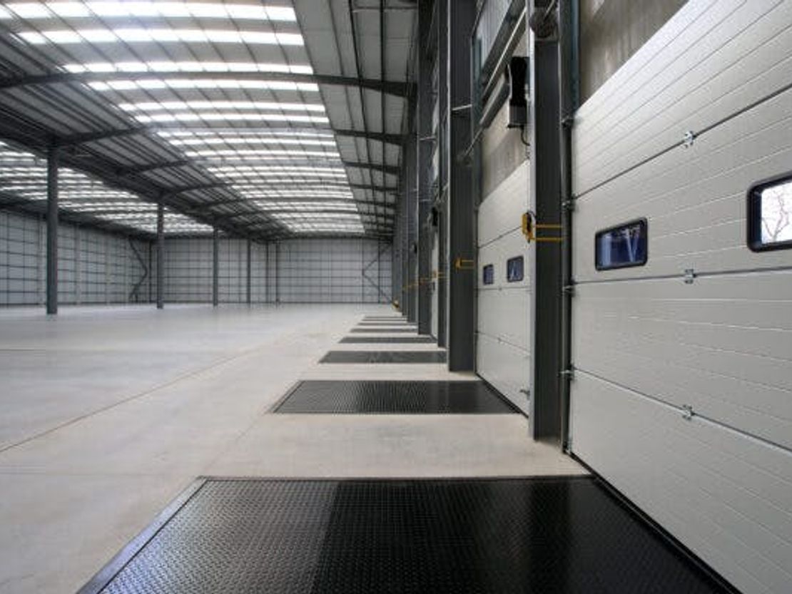 V Park 80, Jays Close, Basingstoke, RG22 4PF